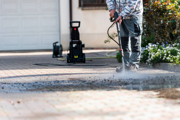 Best Roof Pressure Washing  in Barberton, OH